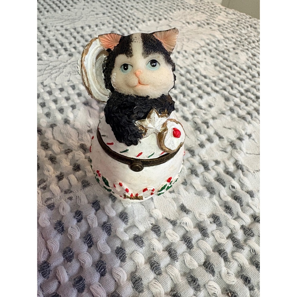 Christmas Tuxedo Cat Trinket Box Hinged Resin Holiday Candy Cane Holly Decor